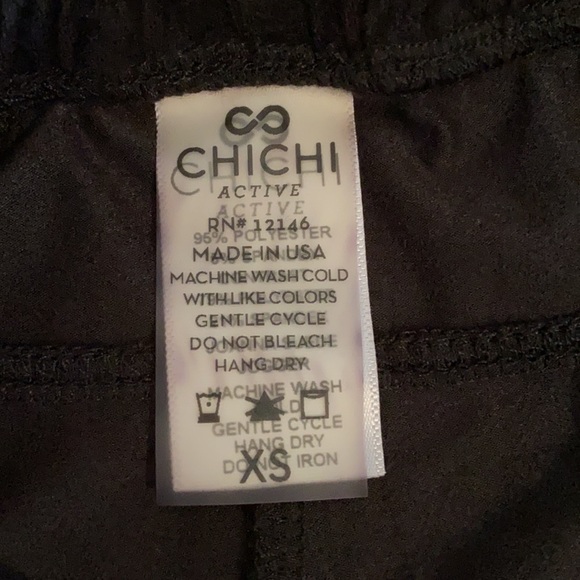 Super cute Chichi black and gold jogger - Picture 6 of 7